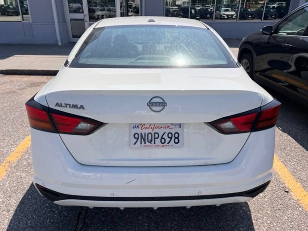 Used 2025 Nissan Altima SV FWD Sedan
