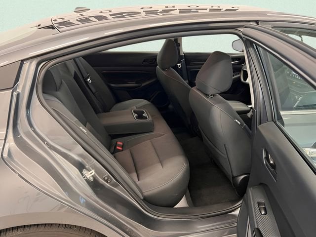 2025 Nissan Altima SV - Photo 7