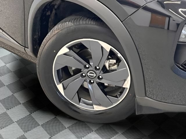 2025 Nissan Rogue SV - Photo 27
