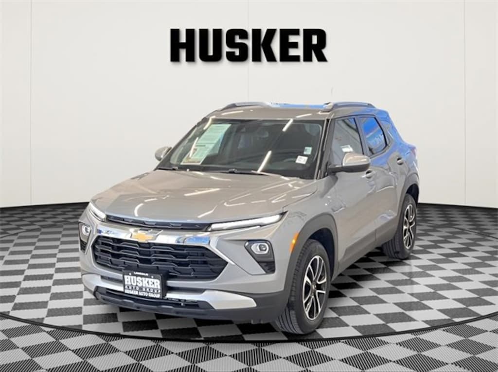 Used 2025 Chevrolet Trailblazer LT SUV