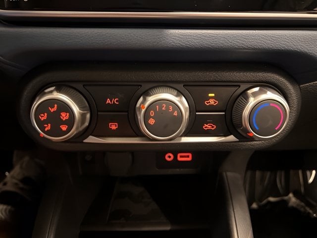 2025 Nissan Versa Sedan SV - Photo 22