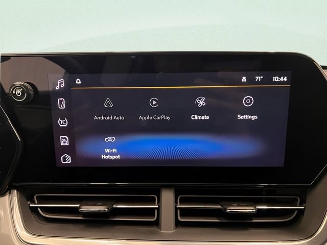 2025 Chevrolet Trax LT - Photo 21
