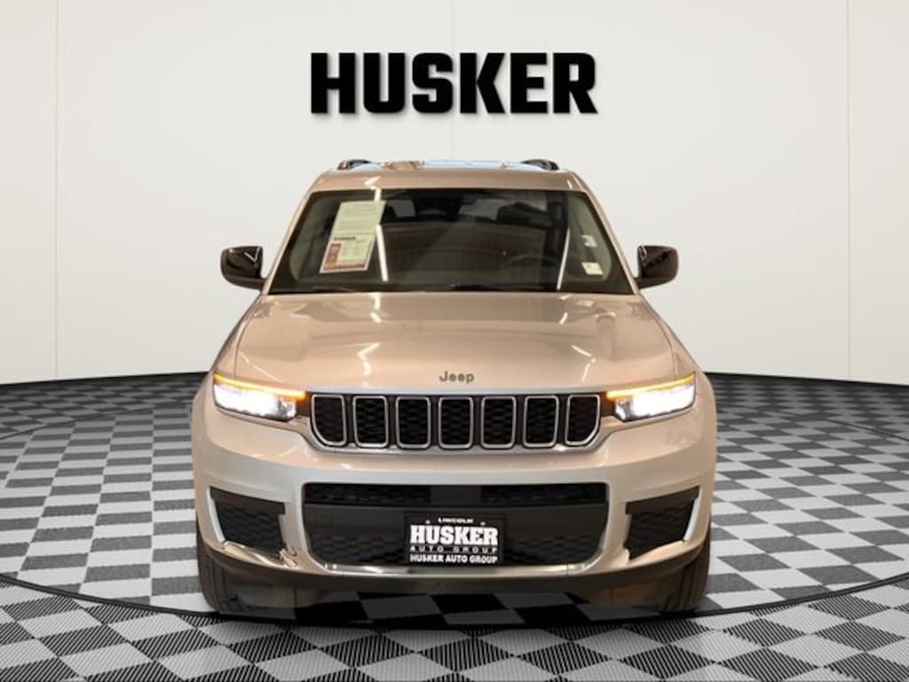 Used 2023 Jeep Grand Cherokee L Laredo 4x4 SUV