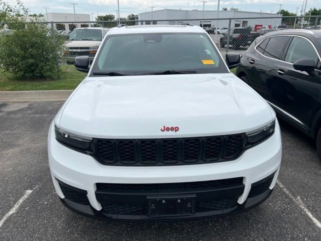 Used 2022 Jeep Grand Cherokee L Limited 4x4 SUV