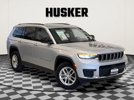 2023 Jeep Grand Cherokee L Laredo 4x4 SUV