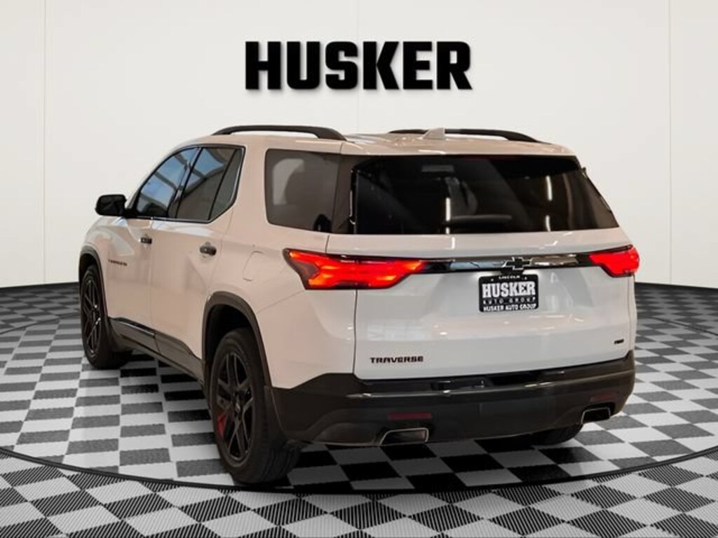 Used 2022 Chevrolet Traverse Premier SUV