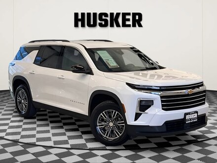 2025 Chevrolet Traverse LT SUV