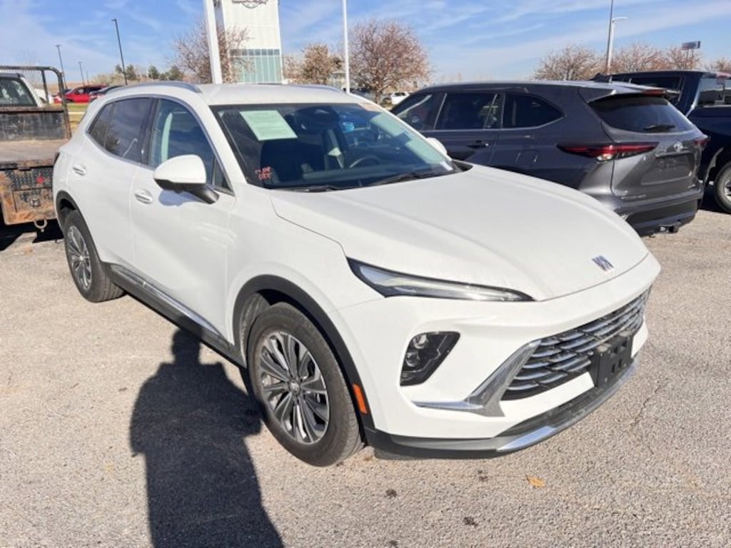 Certified 2025 Buick Envision Preferred SUV