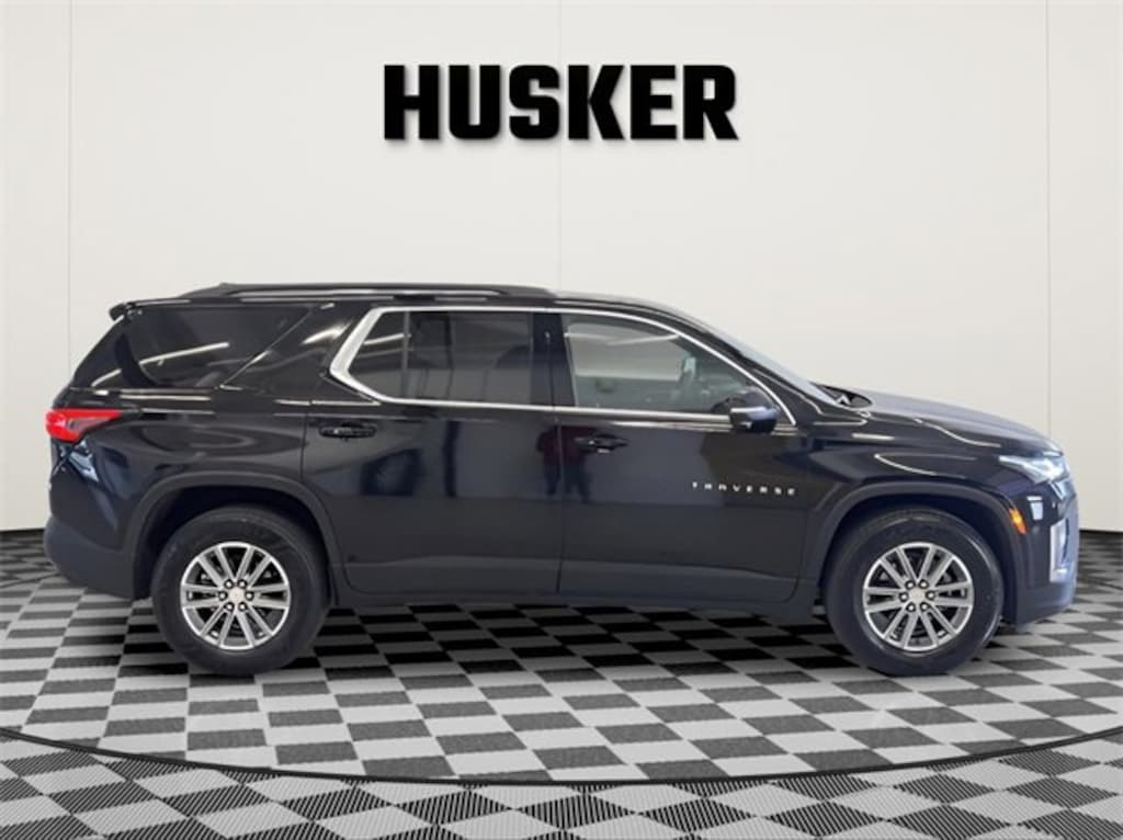 Certified 2023 Chevrolet Traverse LT Cloth SUV
