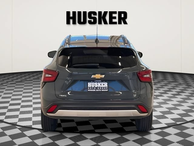 2025 Chevrolet Trax LT - Photo 8