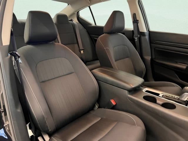 2025 Nissan Altima SV - Photo 11