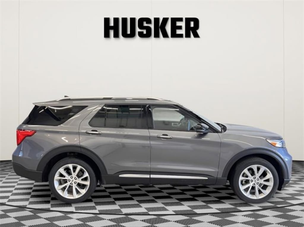Used 2022 Ford Explorer Platinum