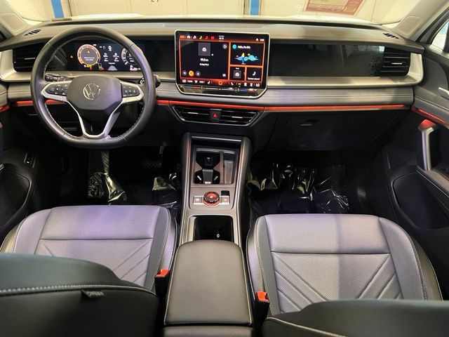2026 Volkswagen Tiguan SE - Photo 17