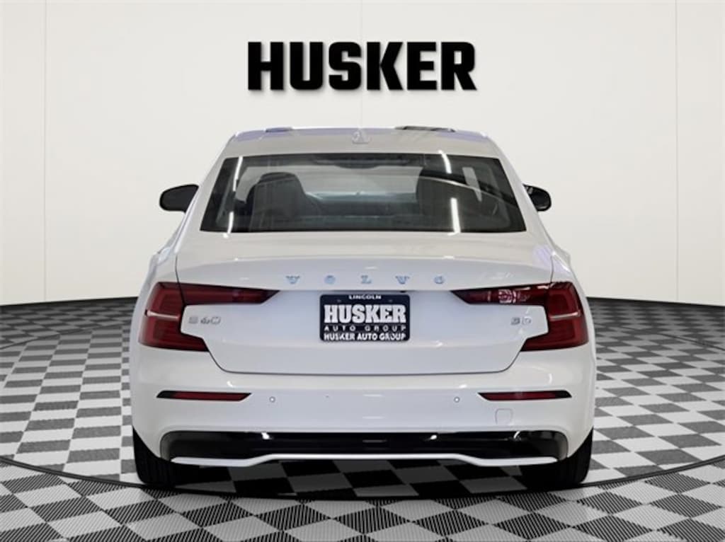 Used 2024 Volvo S60 Core Dark Theme