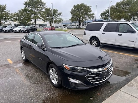 2024 Chevrolet Malibu 1LT Car