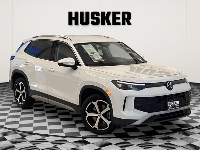White off-White 2026 Volkswagen Tiguan SUV / Crossover All-Wheel Drive Automatic