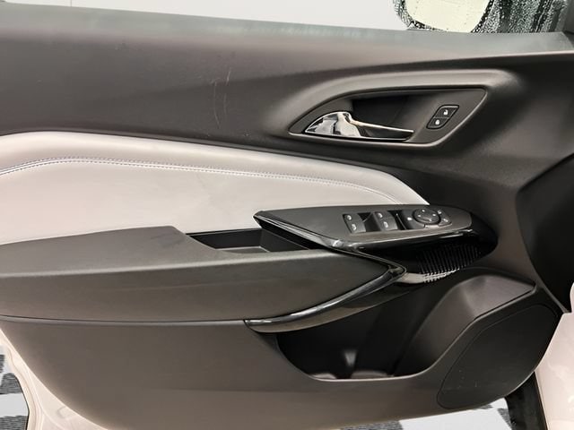 2025 Chevrolet Trax LT - Photo 11