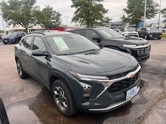 2025 Chevrolet Trax LT SUV