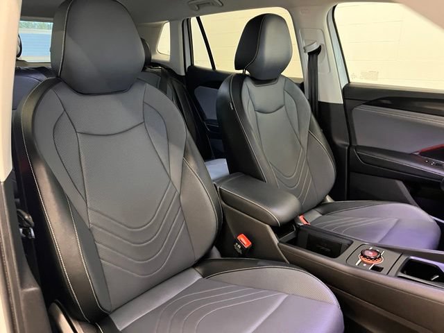 2026 Volkswagen Tiguan SE - Photo 16