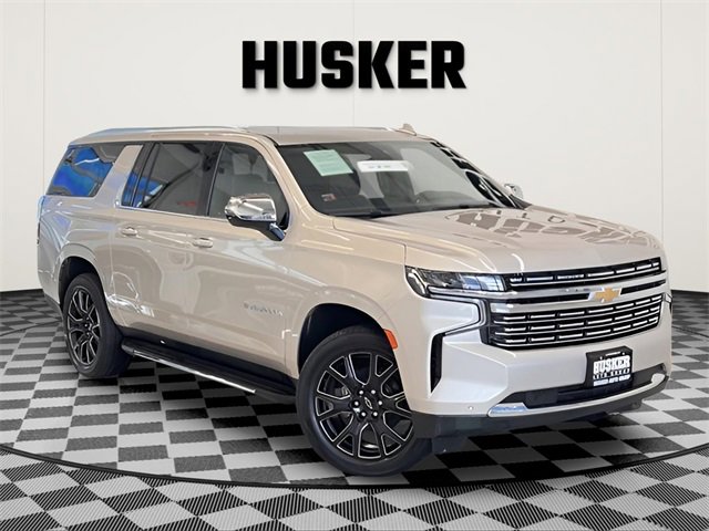 2024 Chevrolet Suburban Premier's photo