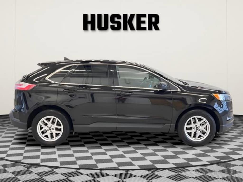 Used 2023 Ford Edge SEL SUV