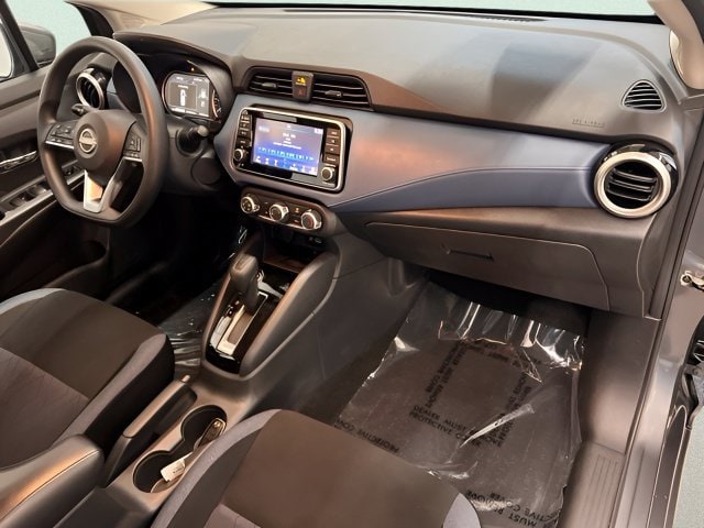 2025 Nissan Versa Sedan SV - Photo 9