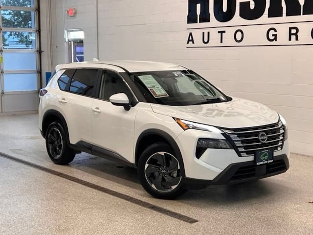 Used 2025 Nissan Rogue SV Intelligent AWD SUV