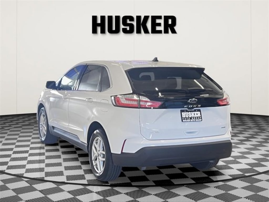 Used 2022 Ford Edge SEL