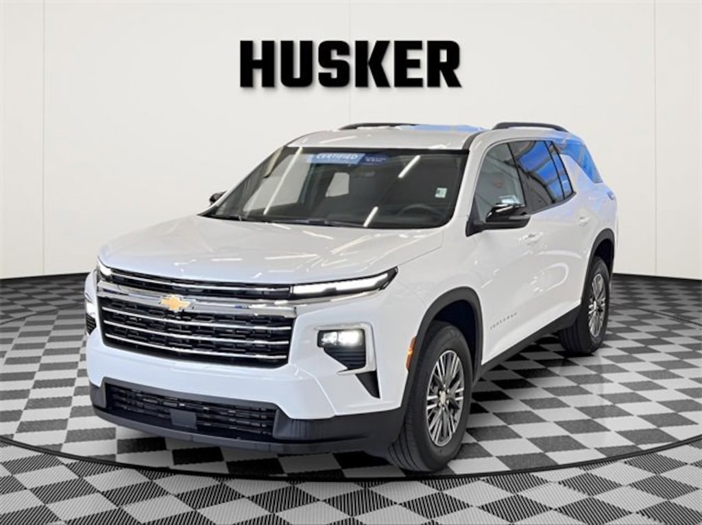Certified 2025 Chevrolet Traverse LT SUV