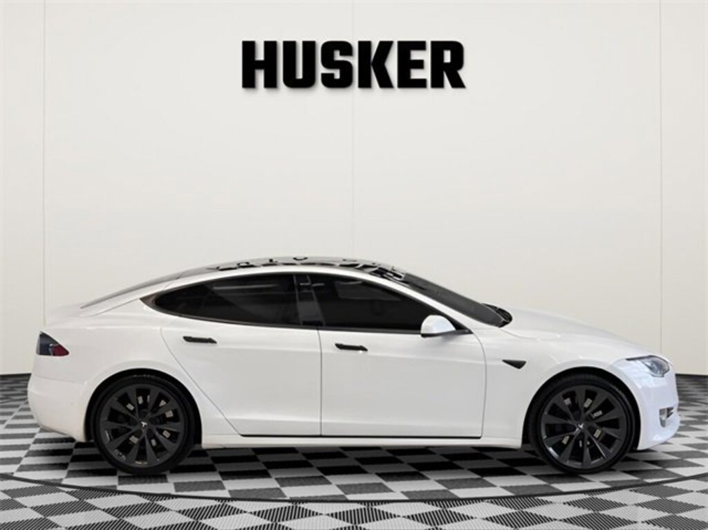Used 2020 Tesla Model S Long Range Plus Dual Motor All-Wheel Drive Sedan
