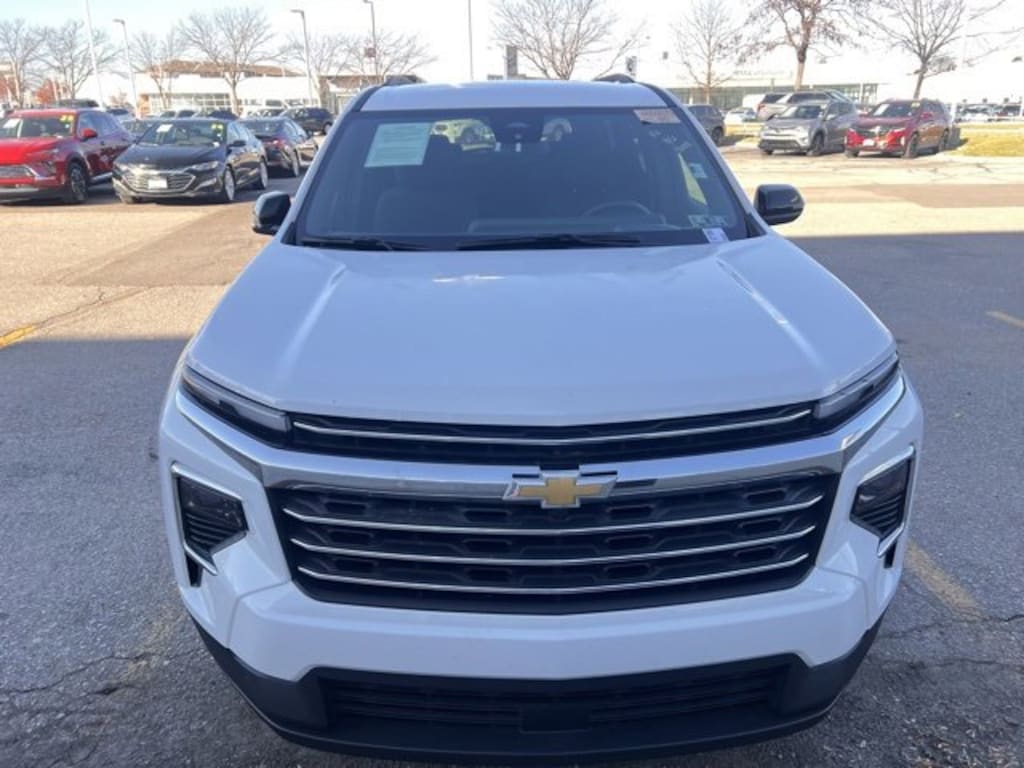 Certified 2025 Chevrolet Traverse LT SUV