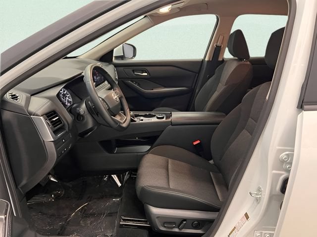 2026 Nissan Rogue SV - Photo 15
