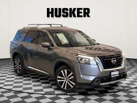 2023 Nissan Pathfinder Platinum 4WD SUV