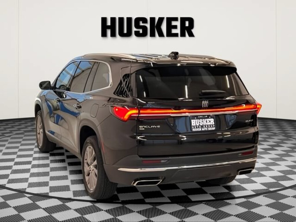 Used 2025 Buick Enclave Preferred SUV