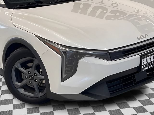 2025 Kia K4 LXS - Photo 26
