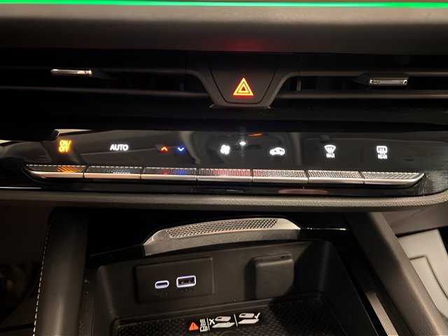 2025 Buick Envision Sport Touring - Photo 31