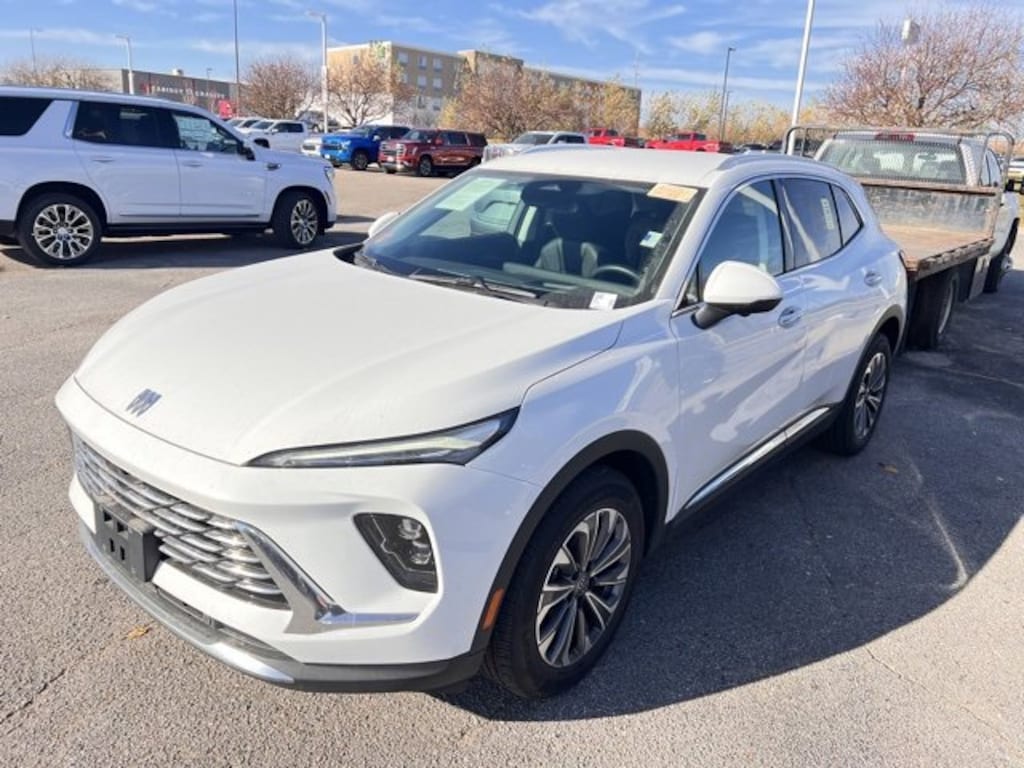 Certified 2025 Buick Envision Preferred SUV