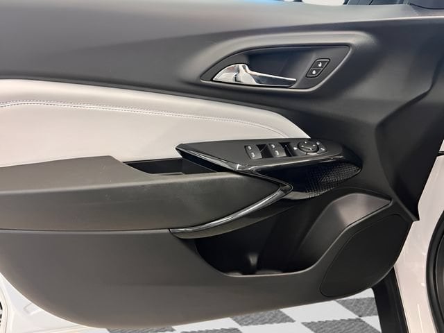 2025 Chevrolet Trax LT - Photo 11