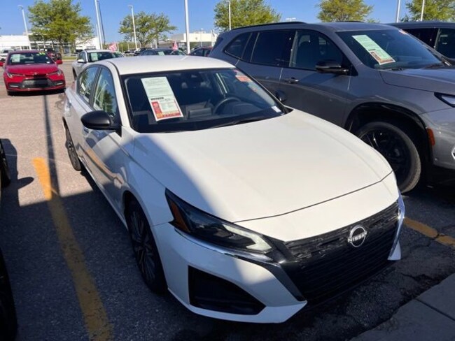2025 Nissan Altima SV FWD Sedan