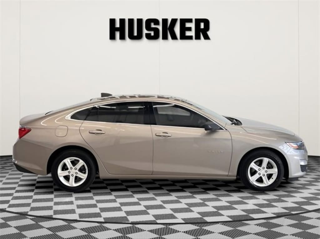 Used 2023 Chevrolet Malibu FL Car