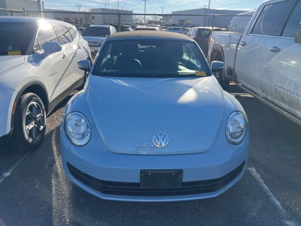 Used 2014 Volkswagen Beetle Convertible 1.8T