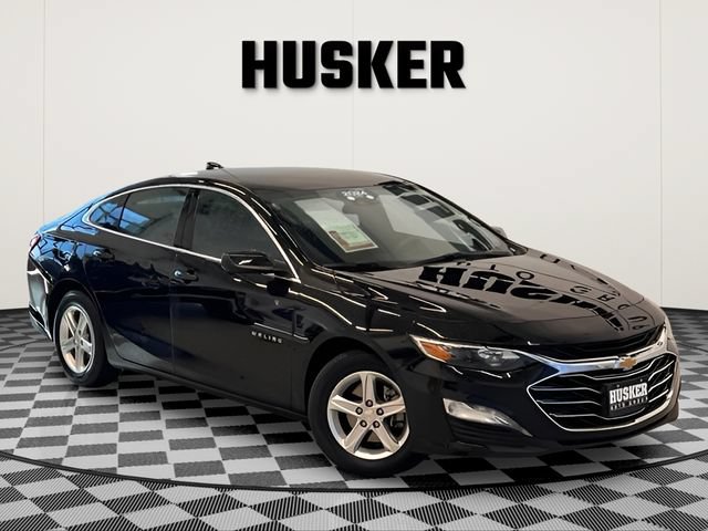 Mosaic Black Metallic 2024 Chevrolet Malibu Sedan Front-Wheel Drive Automatic