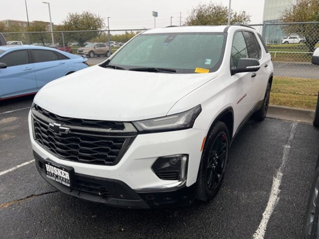 Used 2023 Chevrolet Traverse Premier SUV