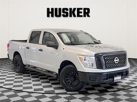 2019 Nissan Titan S