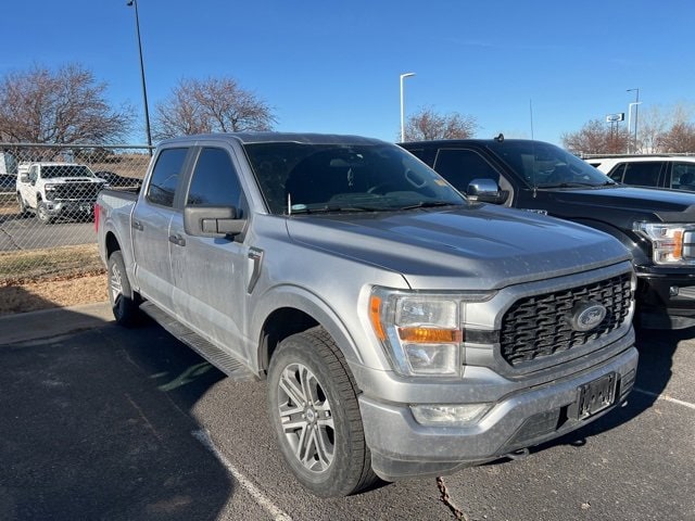 2021 Ford F-150 XL's photo