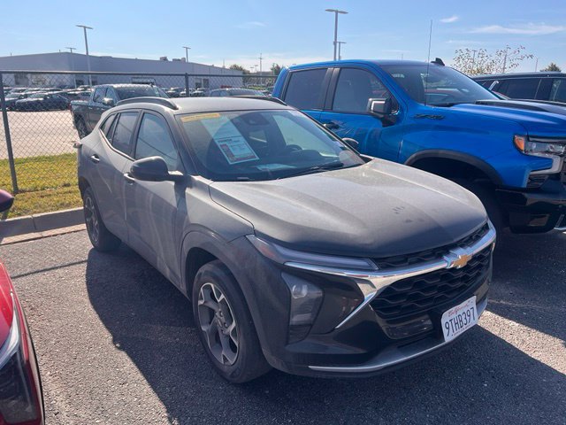 2025 Chevrolet Trax LT SUV