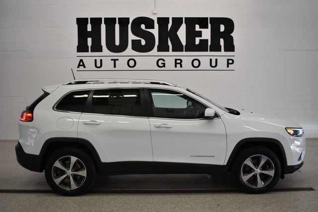 Used 2019 Jeep Cherokee Limited with VIN 1C4PJMDX6KD480731 for sale in Lincoln, NE