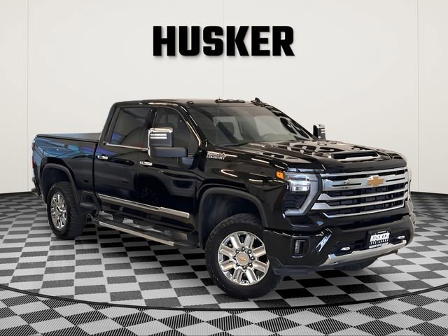 2024 Chevrolet Silverado HD High Country 4WD Crew Cab Standard Box's photo
