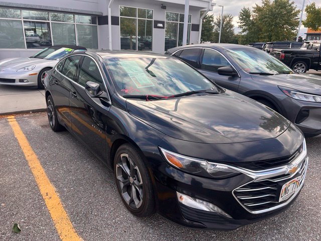 2024 Chevrolet Malibu 1LT Car