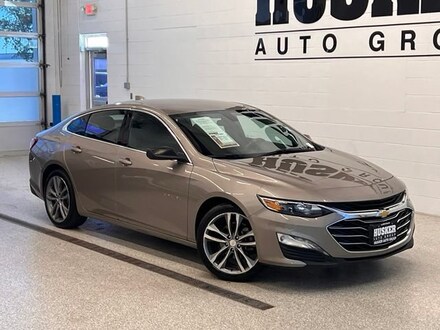 2022 Chevrolet Malibu LT Car